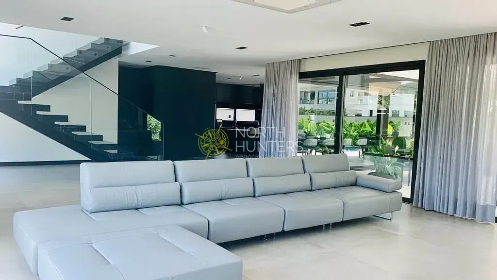 Casa mobiliada de 5 suítes com 646 m² e 4 vagas — photo 36