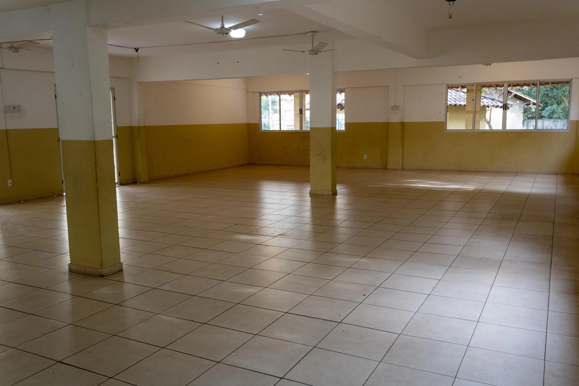 2-bedroom apartment with ceramic tile floors and 1 parking — photo 30
