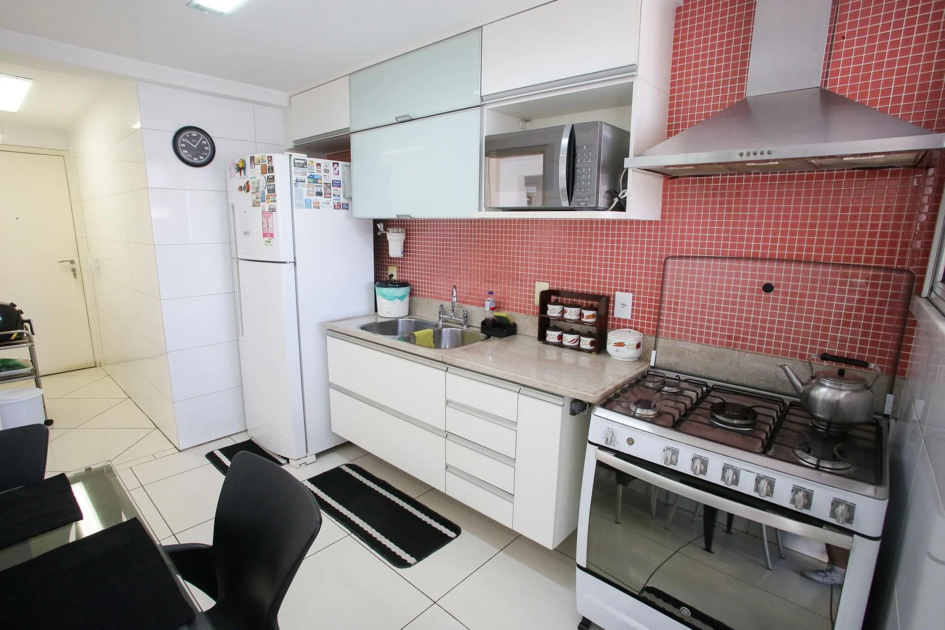 Apartamento mobiliado: 4 quartos, 4 banheiros e 2 vagas — photo 35