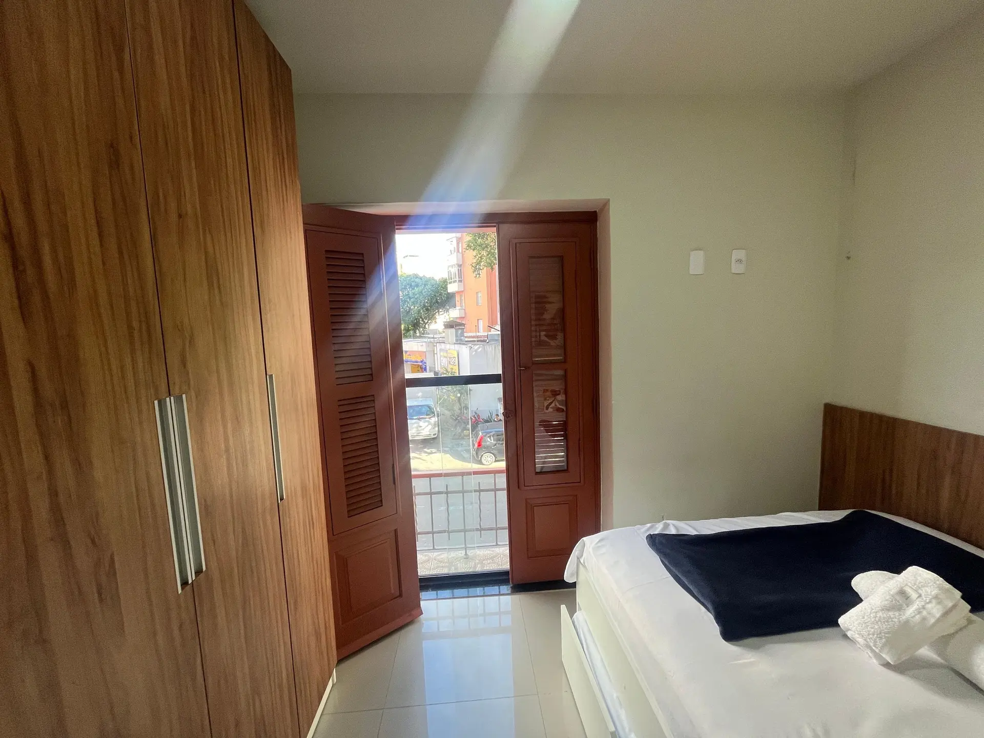 Furnished 2-bedroom apartment with 1 bathroom, no parking — photo 14