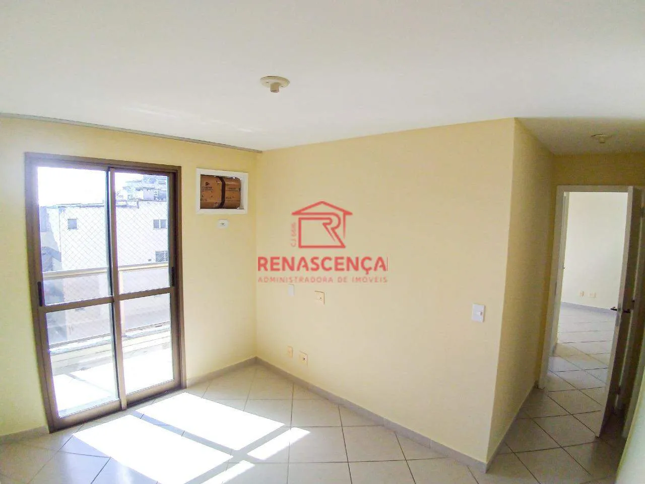 Apartamento com 2 quartos e varanda com área de lavanderia — photo 15