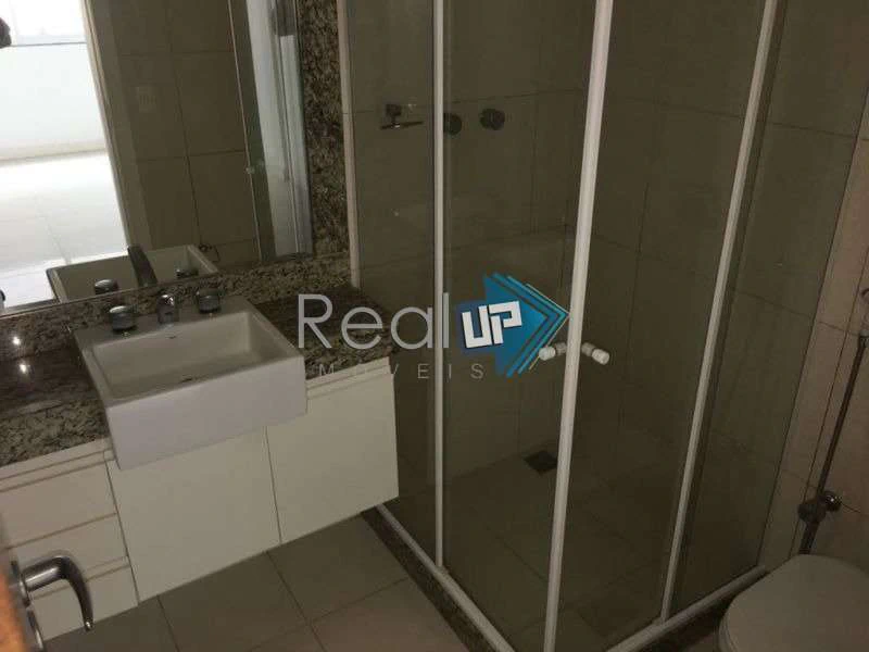 4 en-suite bedroom apartment with 198 m² and parking — photo 8