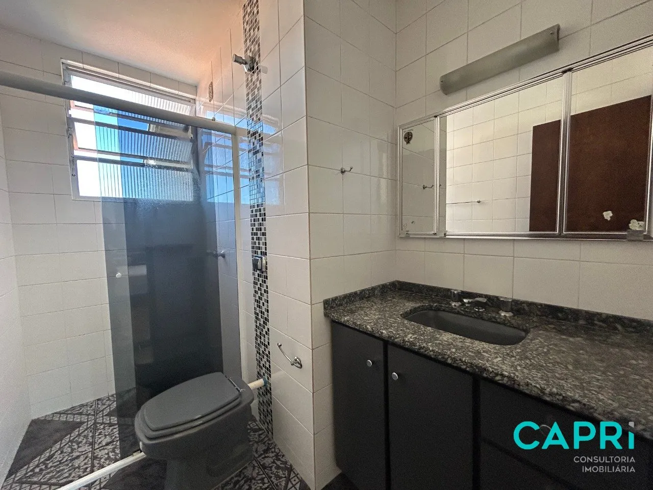 House with 4 bedrooms and a private BBQ — photo 19