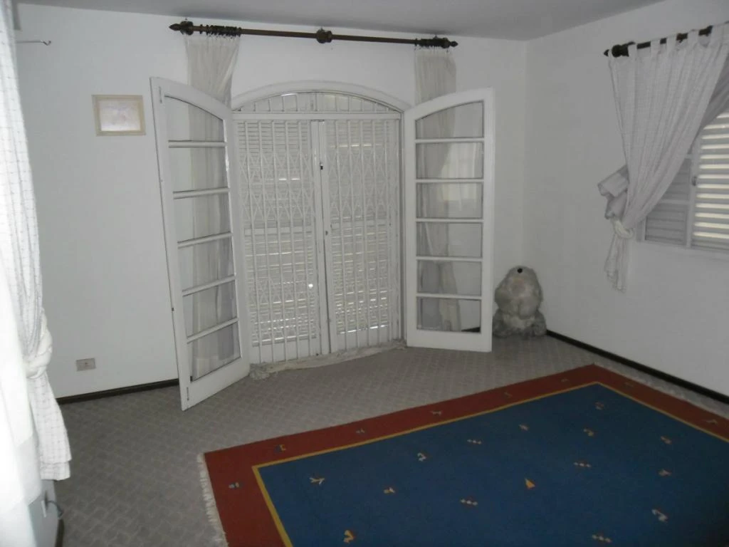 Дом 516 м²: 4 спальни и 10 парковочных мест — photo 3