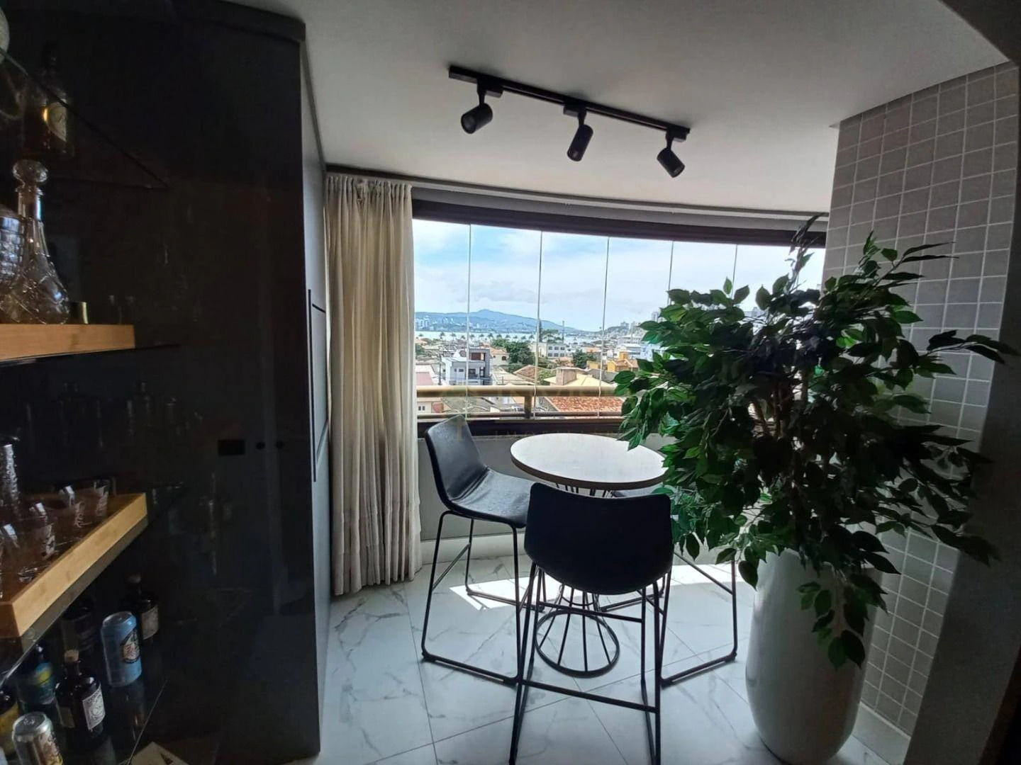 Apartamento amueblado de 159 m² con 3 dormitorios y 3 baños — photo 3