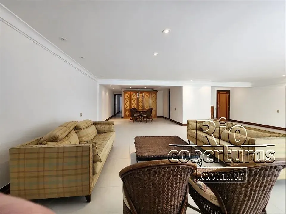 Apartment with 5 bedrooms and a separate gas kitchen — photo 15