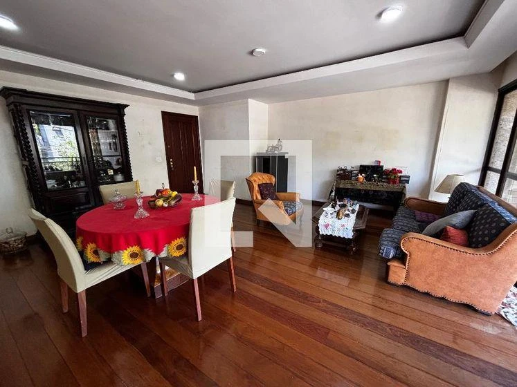 Home office in a 3-bedroom apartment, 153 m² — photo 34