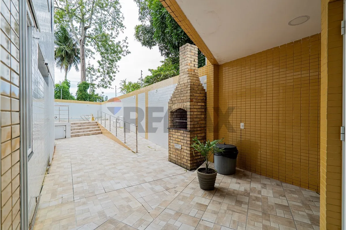 Apartamento de 3 quartos em condomínio com piscina — photo 26