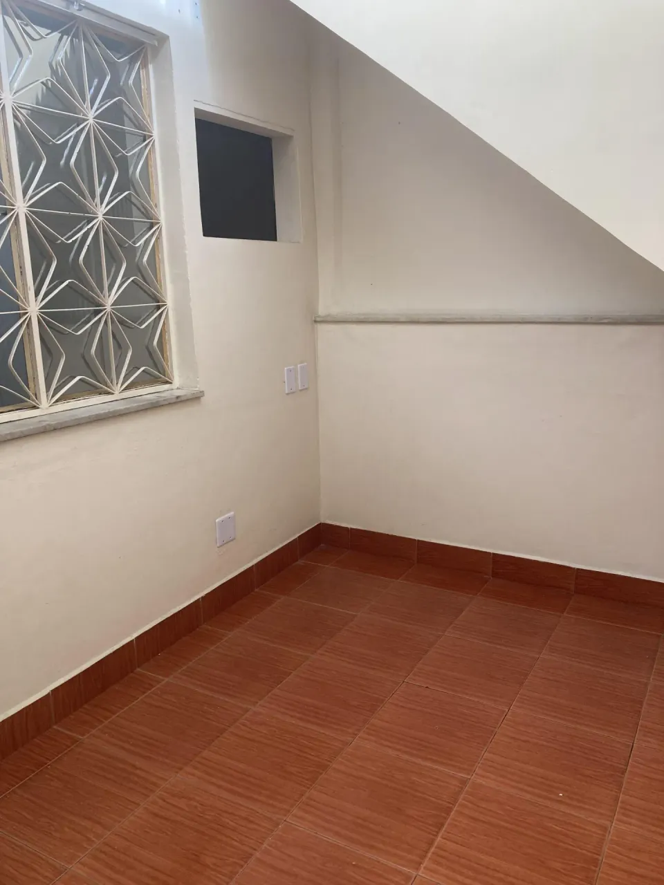 Unfurnished house with 1 bedroom and 1 bathroom — photo 10