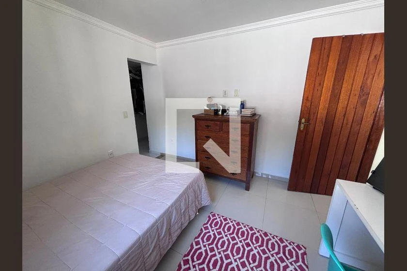 Casa sem mobília com 4 quartos e 618 m² — photo 23