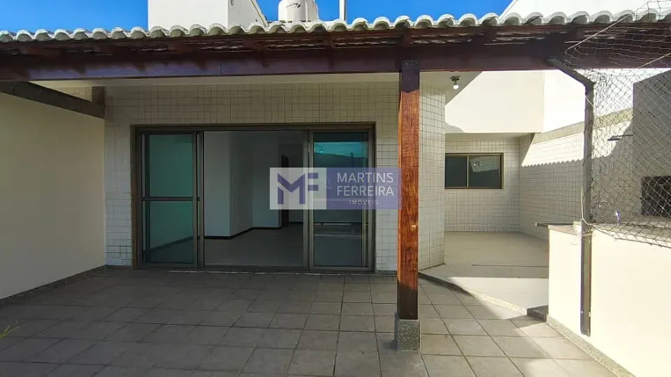 Apartment with 3 bedrooms and shared BBQ space — photo 6