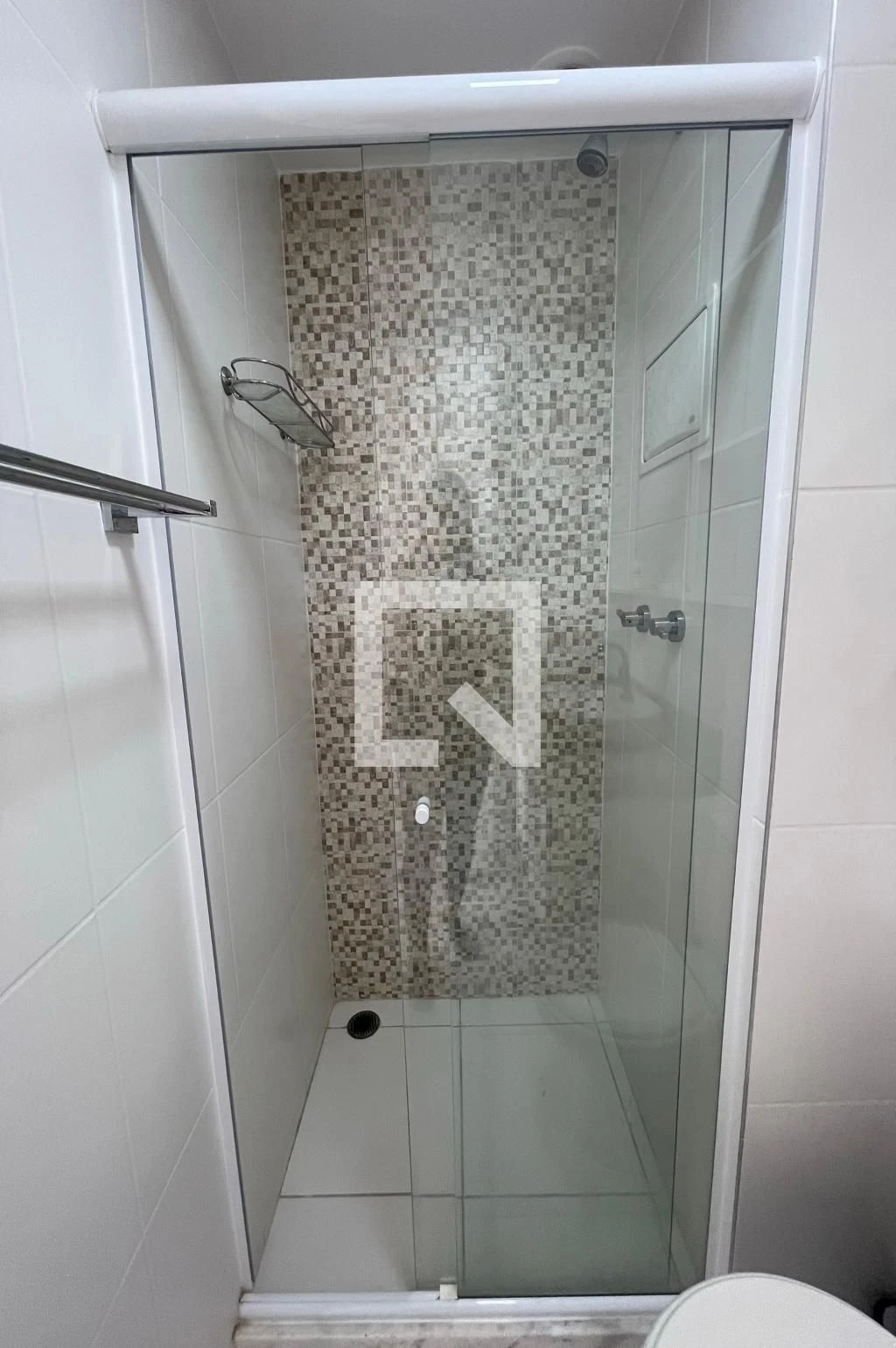Furnished 2-bedroom apartment with balcony — photo 41