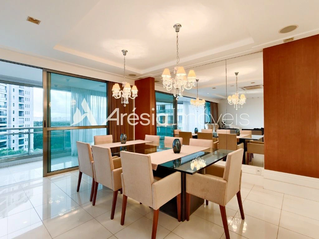 Furnished apartment with 4 bedrooms and private BBQ area — photo 15