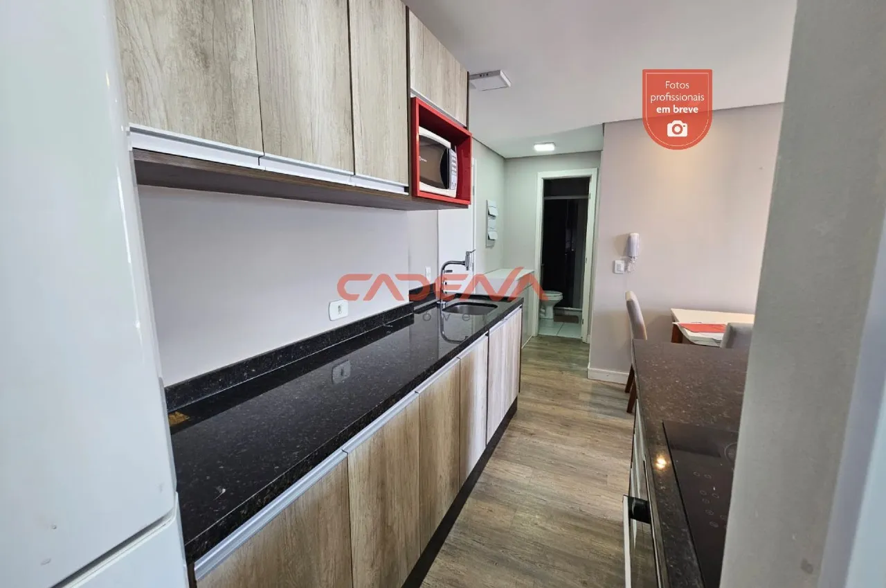 One-bedroom apartment in a building with a coworking space — photo 18