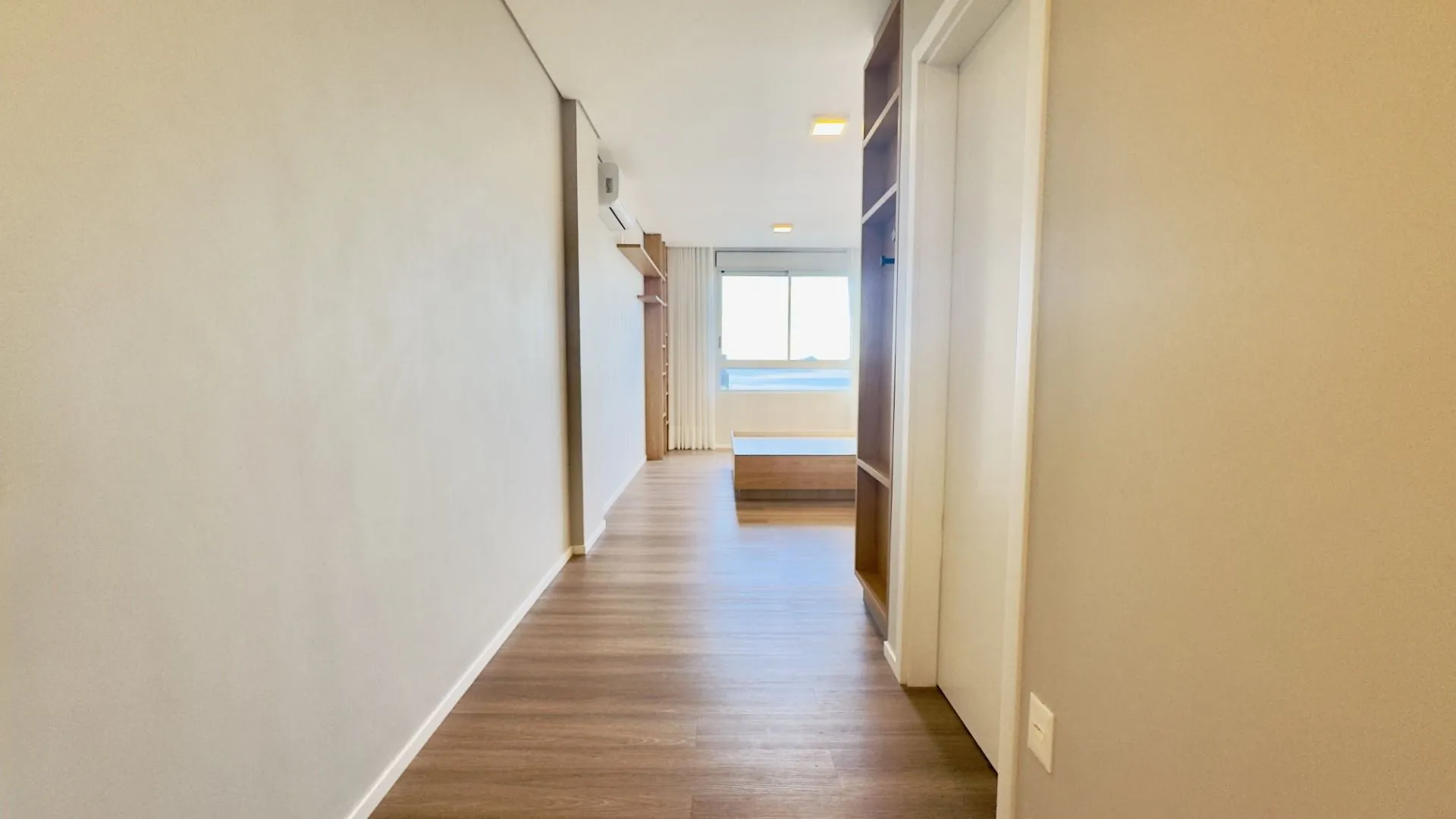 Water view in a 2-bedroom apartment, 110 m² — photo 30
