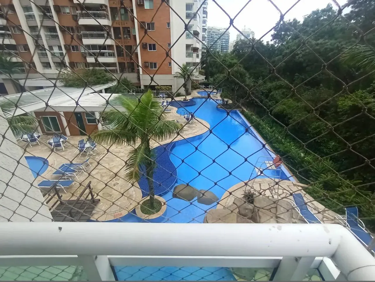 3-bedroom apartment with a grill on the balcony — photo 30