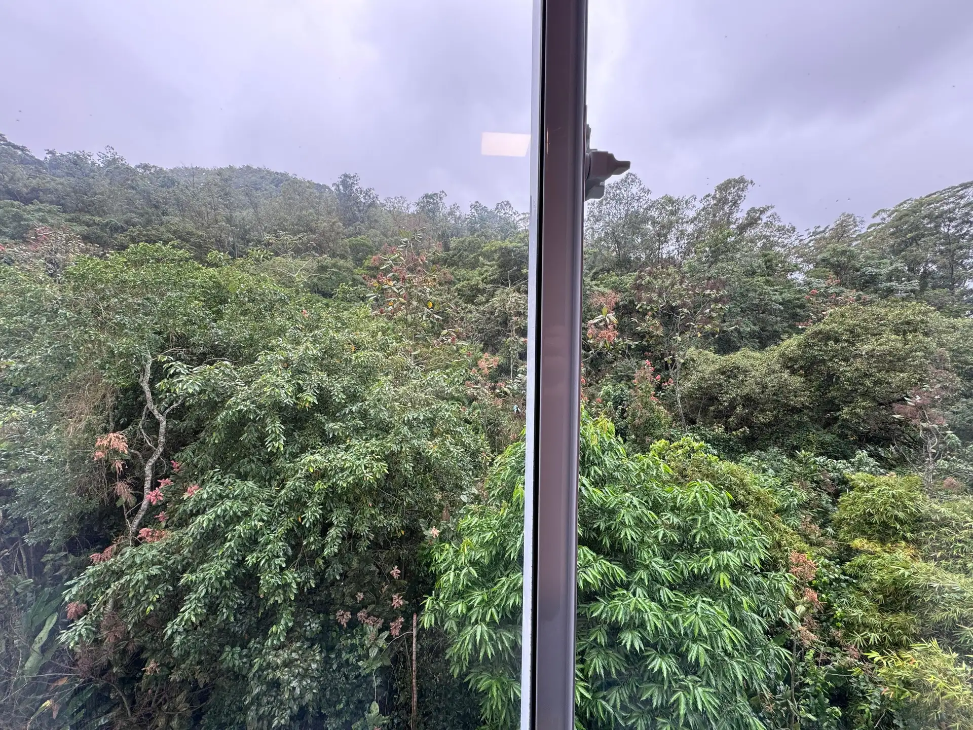 Furnished apartment with 2 bedrooms and a balcony — photo 9