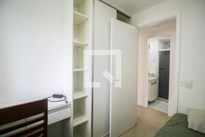 Apartamento mobiliado de 2 quartos com varanda e vaga — photo 31