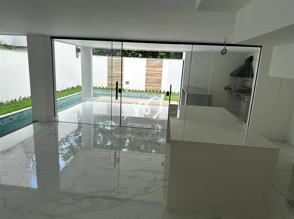 Casa com 4 quartos e 5 banheiros e cozinha integrada — photo 24