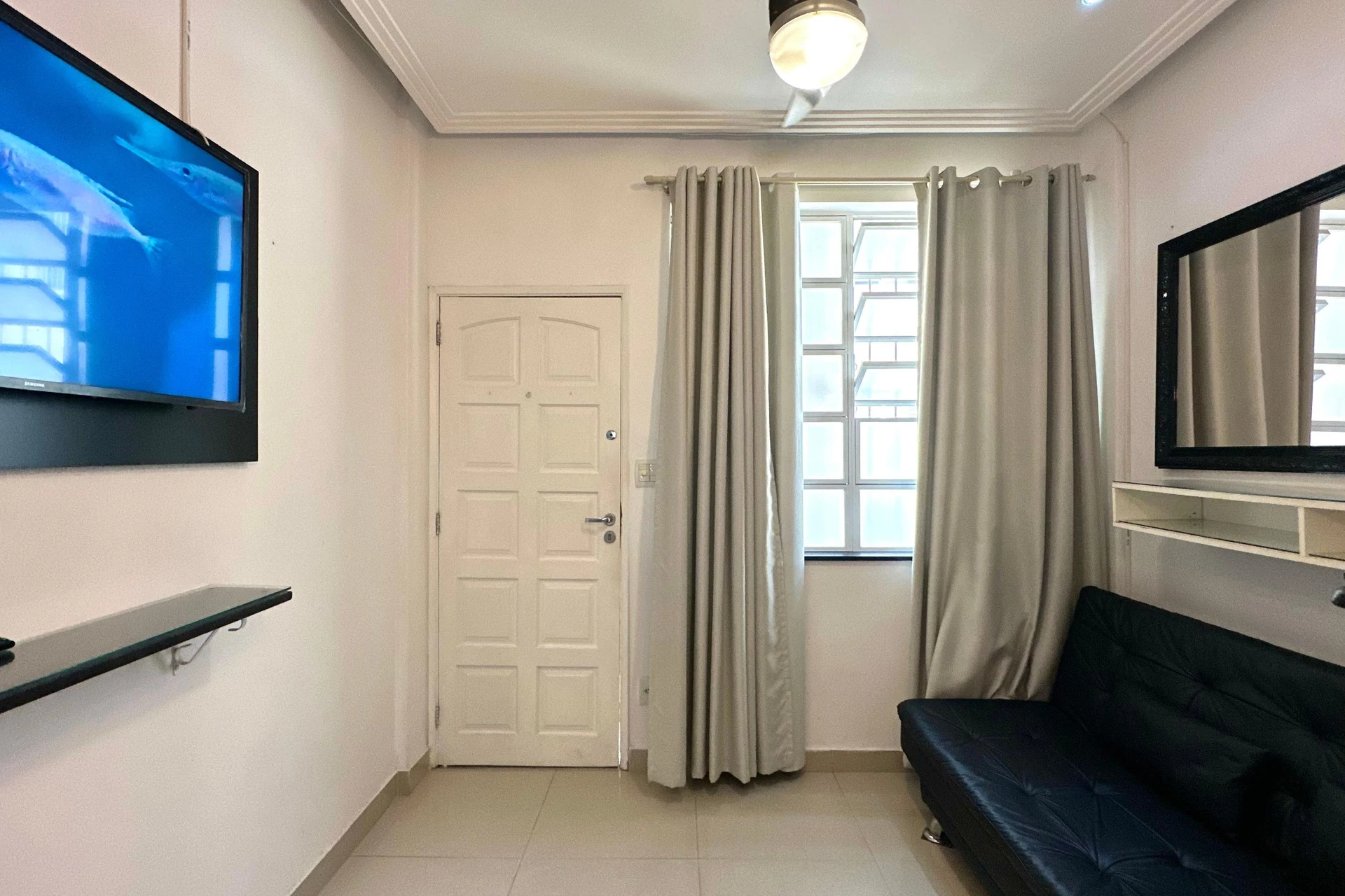 Apartamento mobiliado com cozinha americana e fogão a gás — photo 7