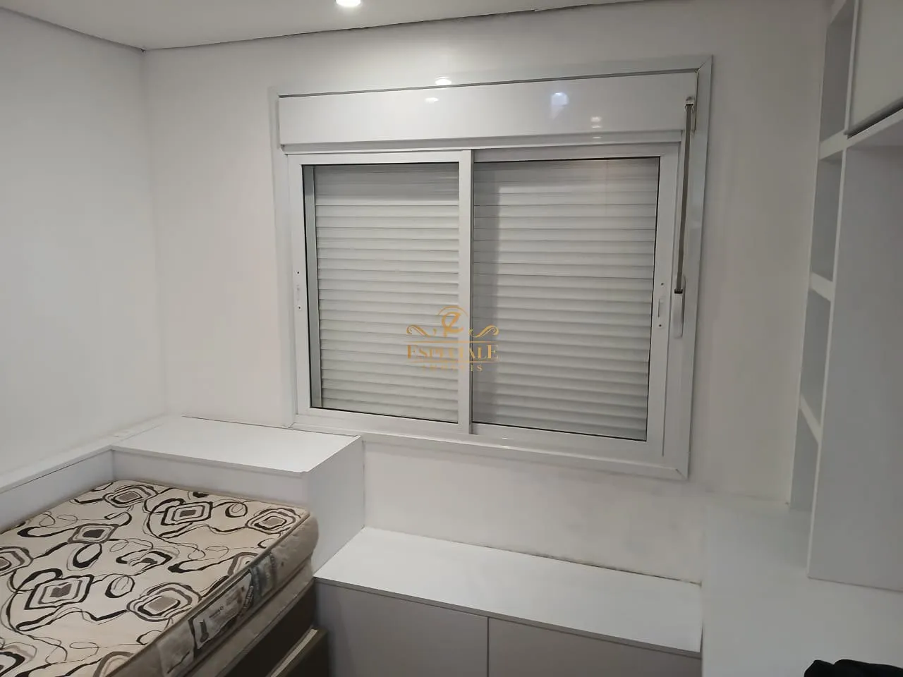 Furnished townhouse with open-plan gas kitchen and 3 bedrooms — photo 9