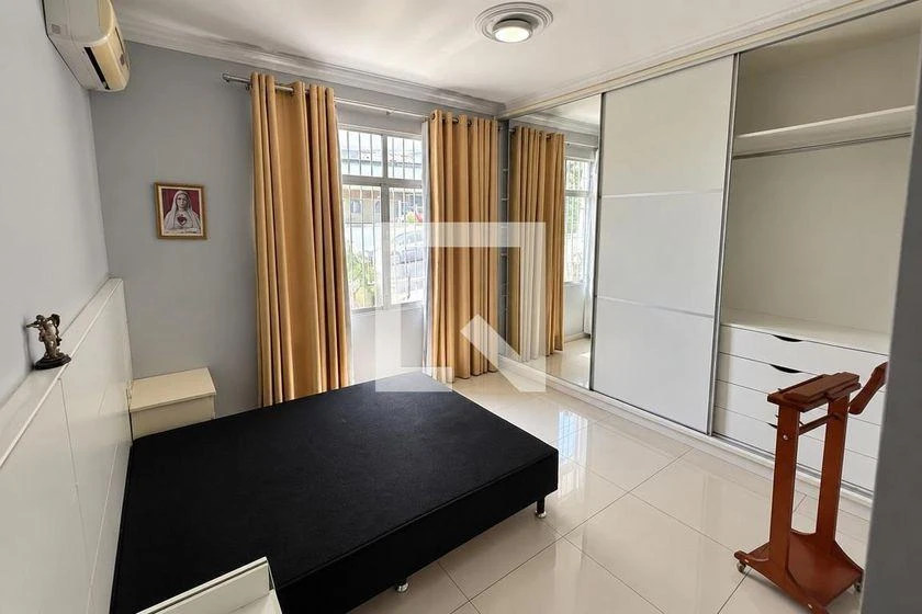 Lavadora y 3 dormitorios: casa de 148 m² — photo 4