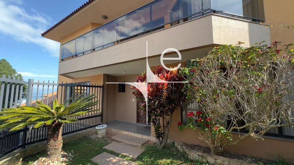 Casa sin amueblar con 3 suites y jardín privado — photo 4