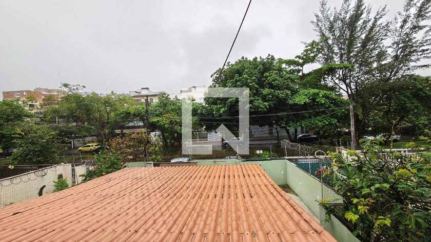 Сад и 4 спальни: дом 250 м² — photo 16