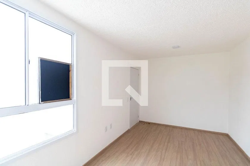 Apartamento de 46 m² com 2 quartos e cozinha fechada — photo 18