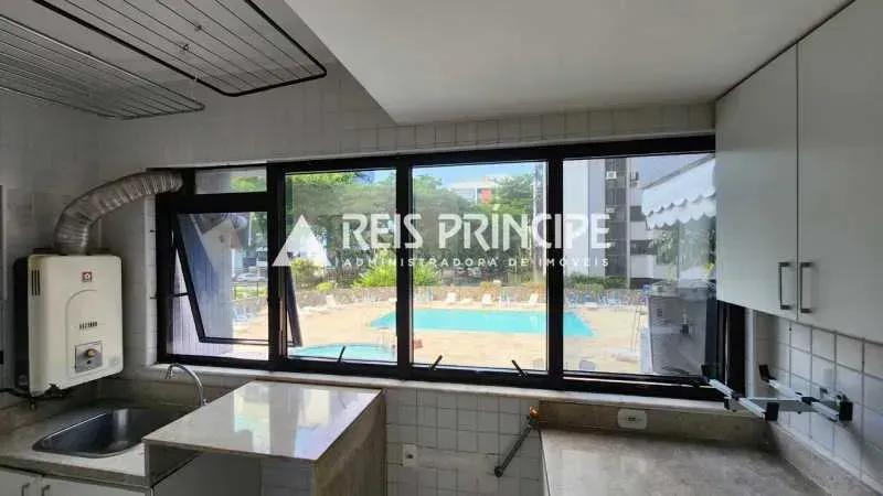 Apartment with 4 bedrooms and a gas-stove kitchen — photo 12