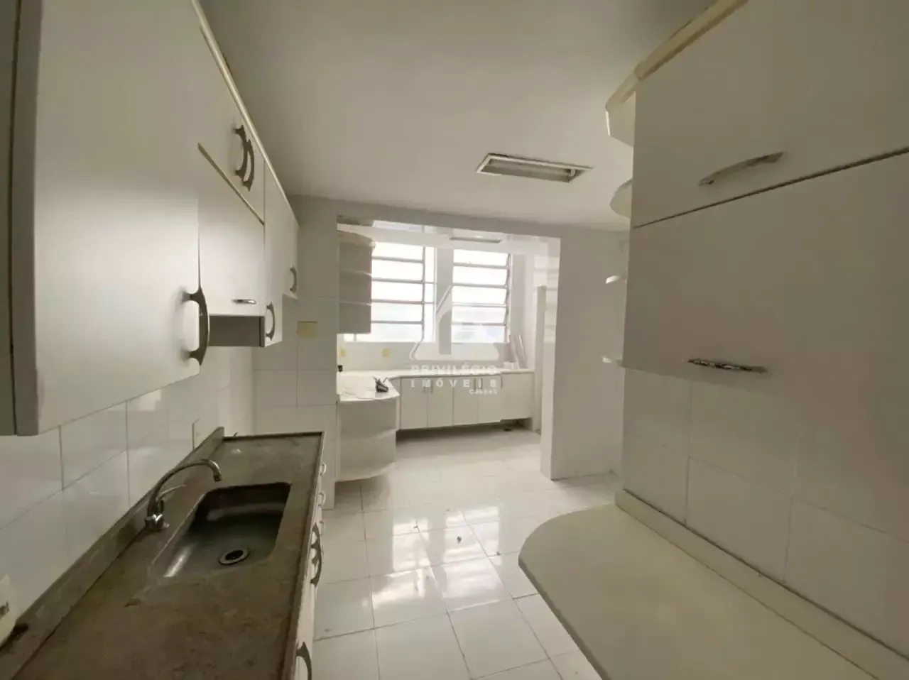 Home office in a 2-bedroom apartment, 98 m² — photo 13