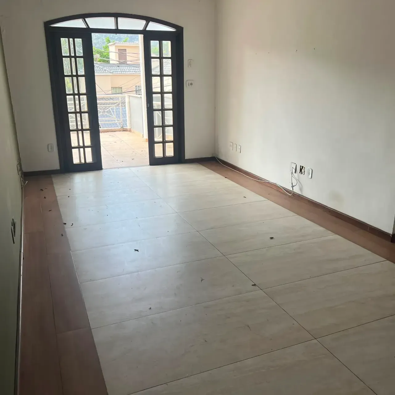 Casa tipo apartamento para locação com varanda e 2 quartos — photo 2