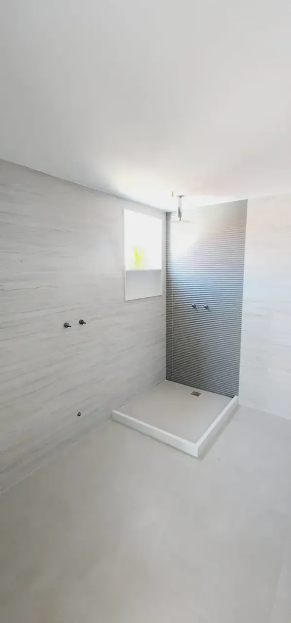 Unfurnished house with an open kitchen and 4 bedrooms — photo 10