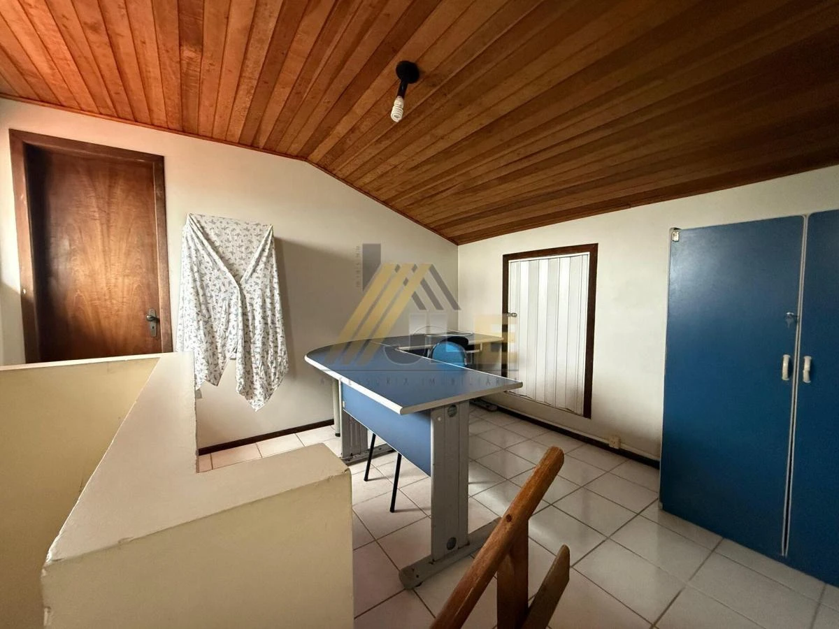 Furnished house with 3 bedrooms and an en-suite — photo 20