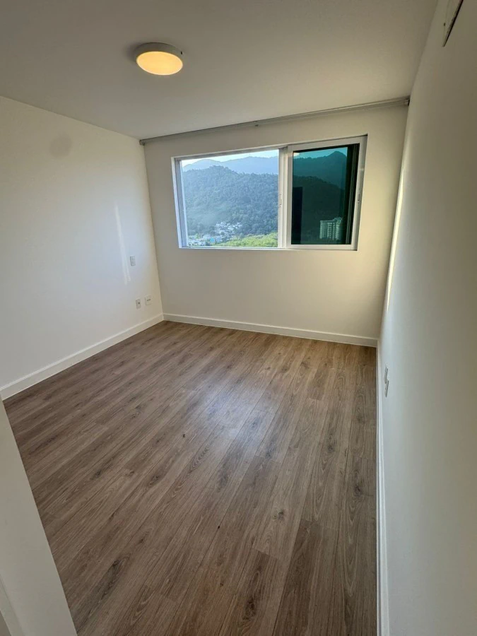 79 m² apartment with 2 bedrooms and 2 bathrooms — photo 9