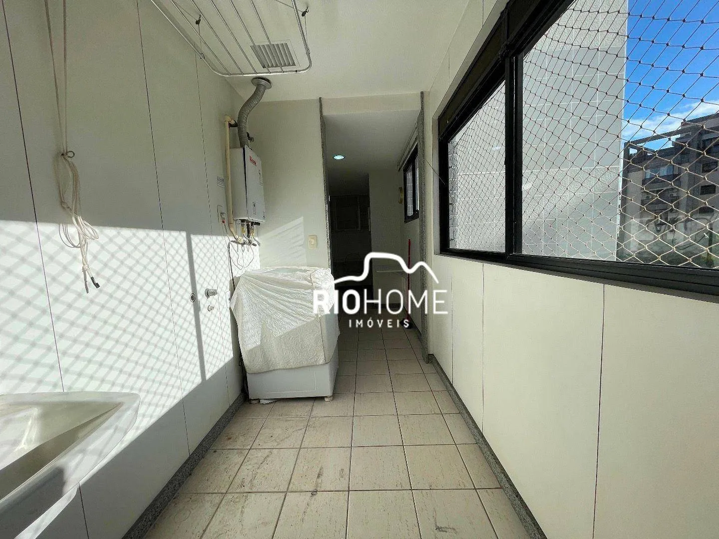 Apartamento de 2 dormitórios com varanda e 118 m² — photo 35