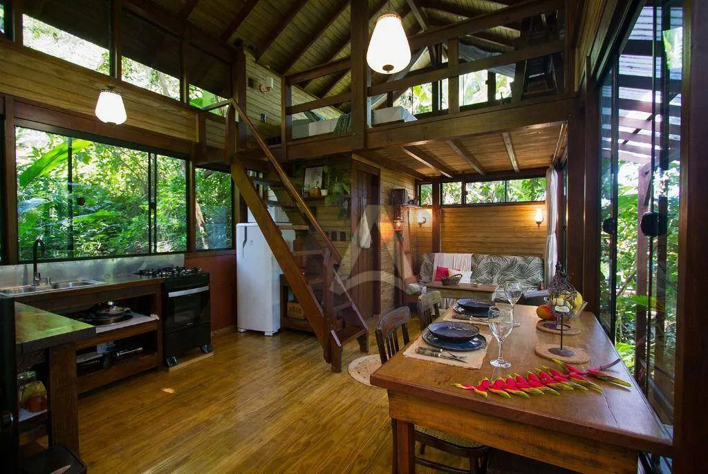 Furnished house with 6 bedrooms and a gas open-plan kitchen — photo 18