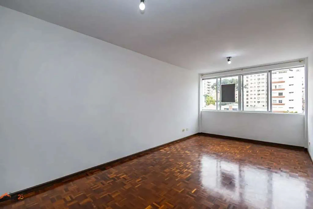 Apartamento de 3 quartos com cozinha separada e 133 m² — photo 2