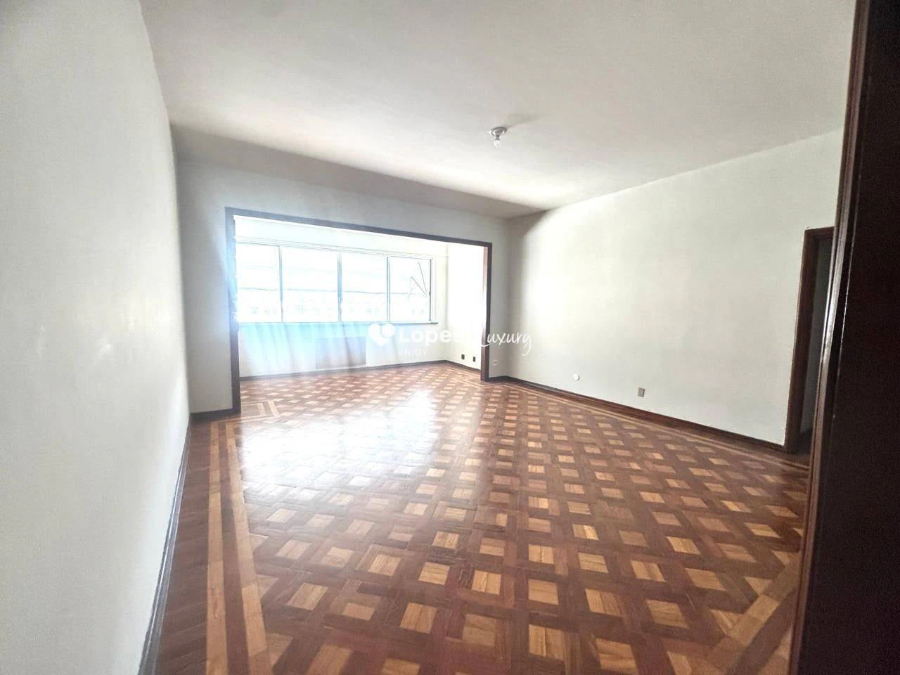 Apartamento de 3 quartos com 157 m² e 2 vagas — photo 2