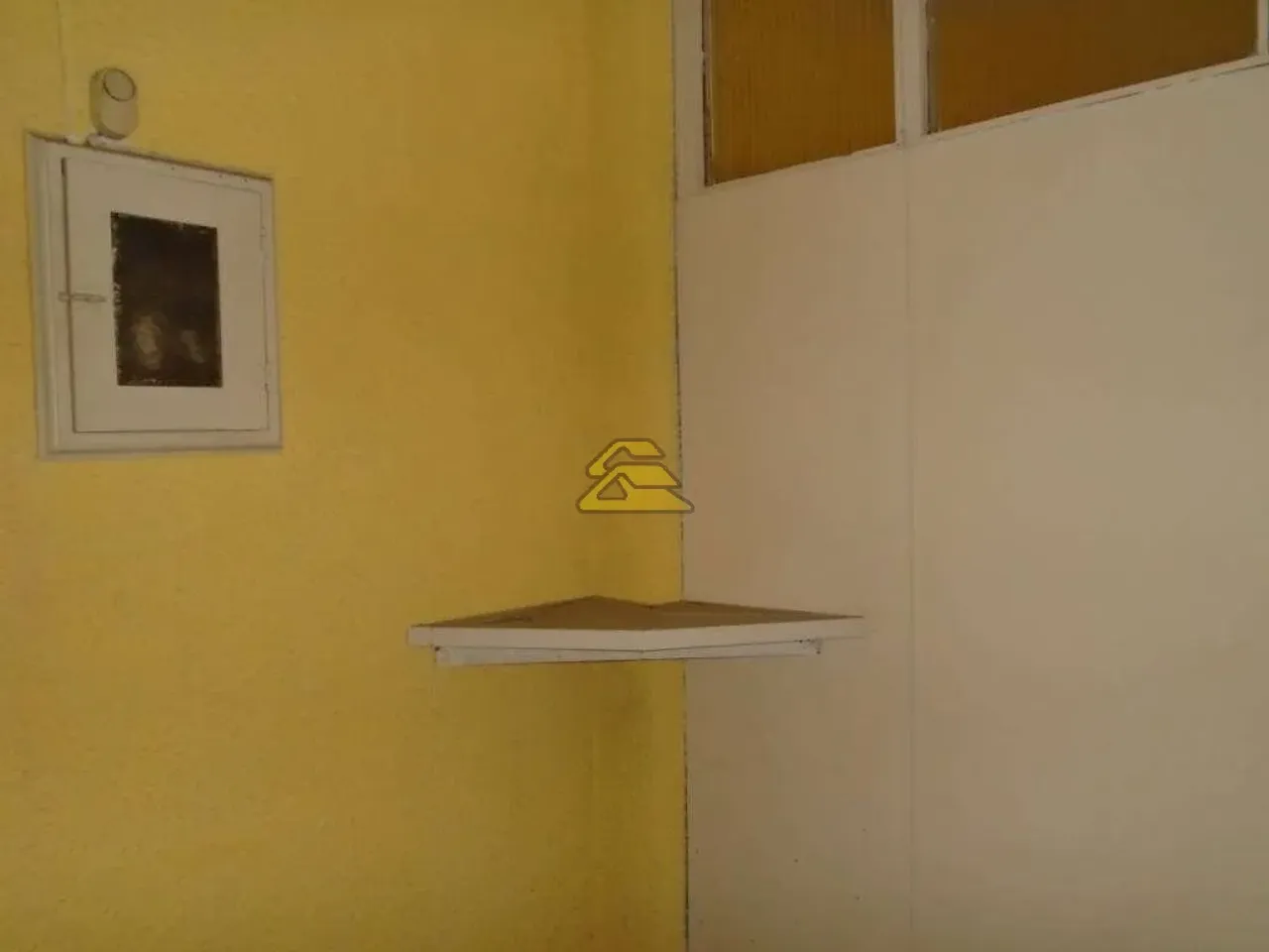 1-bedroom apartment with elevator and ceramic tile floors — photo 16