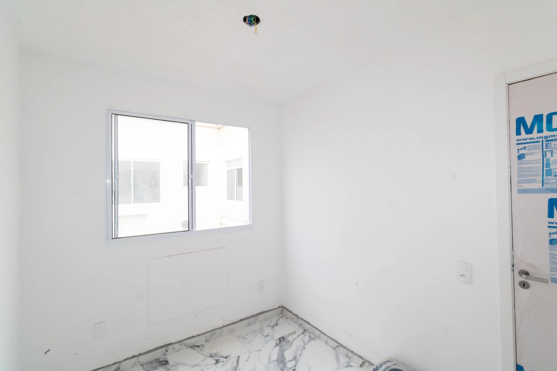 Unfurnished apartment with 2 bedrooms and 1 parking spot — photo 34