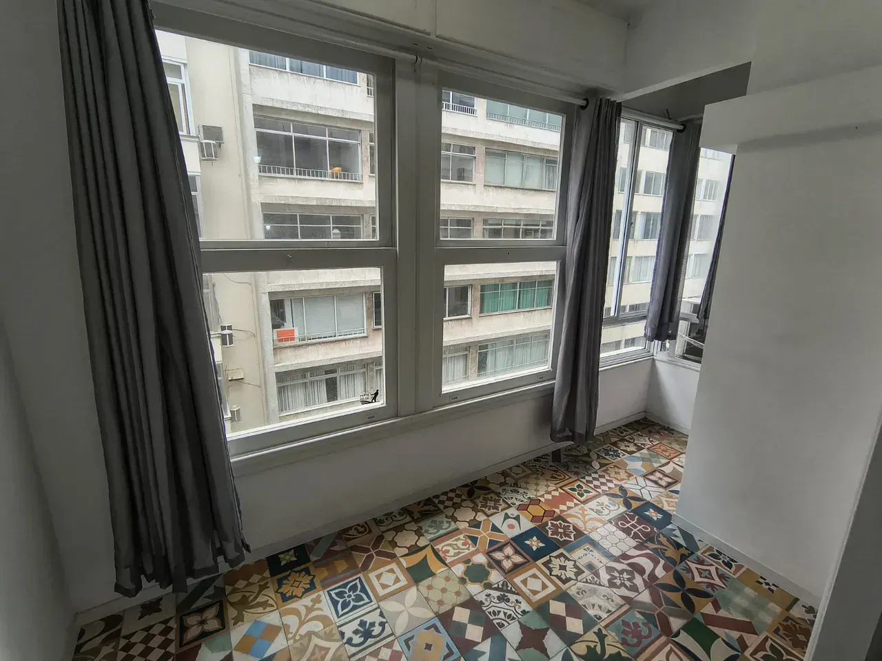86 m² apartment with 2 bedrooms and city views — photo 12