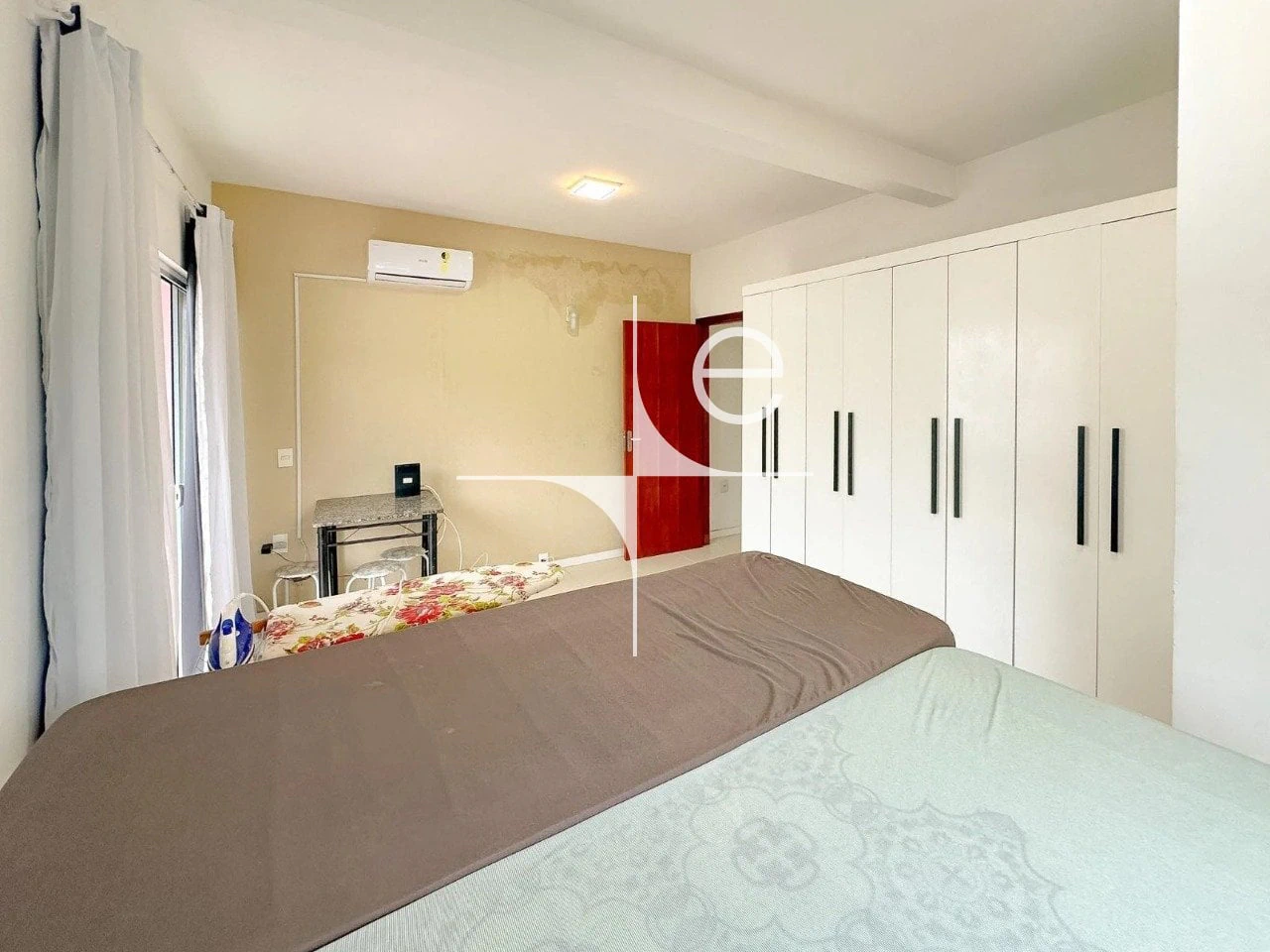 Home office in a 2-bedroom house, 110 m² — photo 5