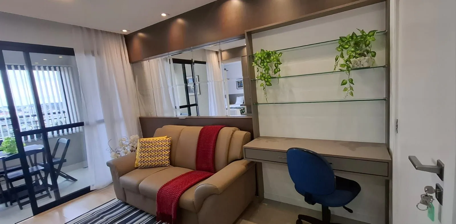 Furnished apartment, 35 m², with a home office — photo 4