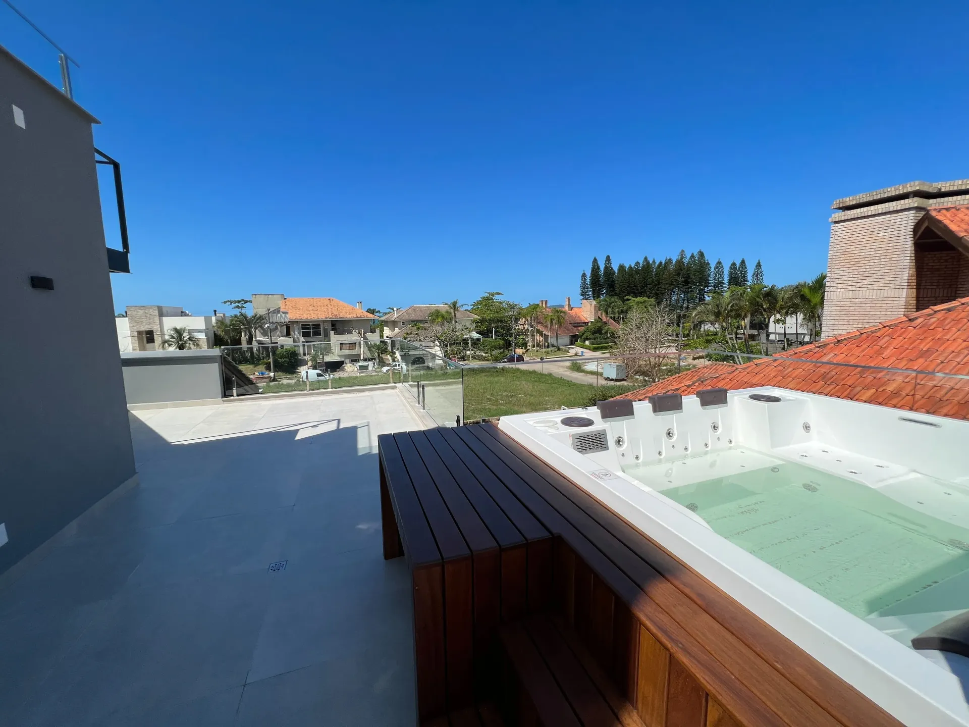 Casa para aluguel com 7 suítes e piscina compartilhada — photo 7