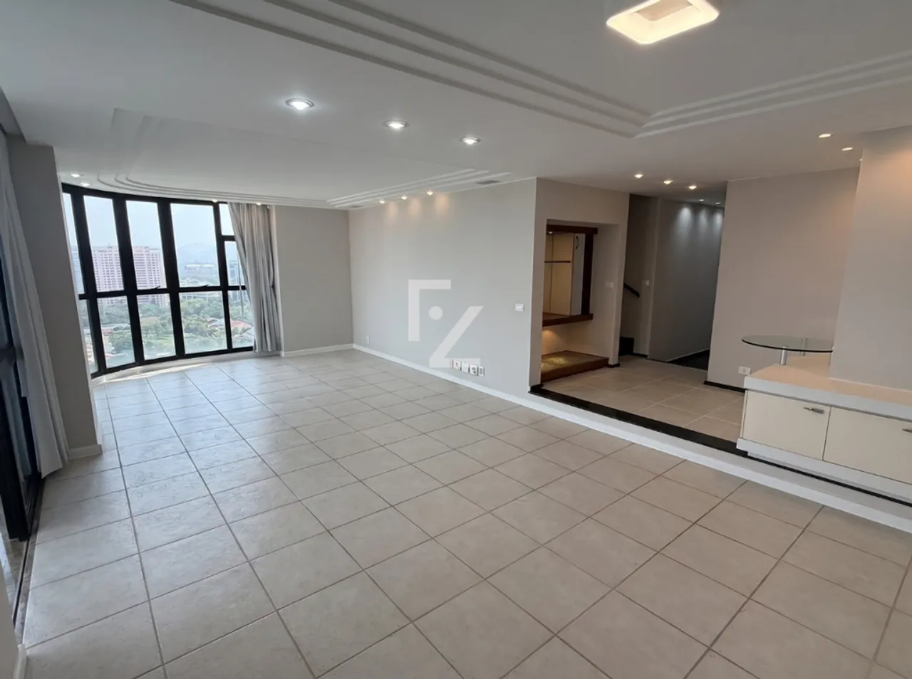 Apartment with 4 bedrooms and 5 bathrooms on the 20th floor — photo 13