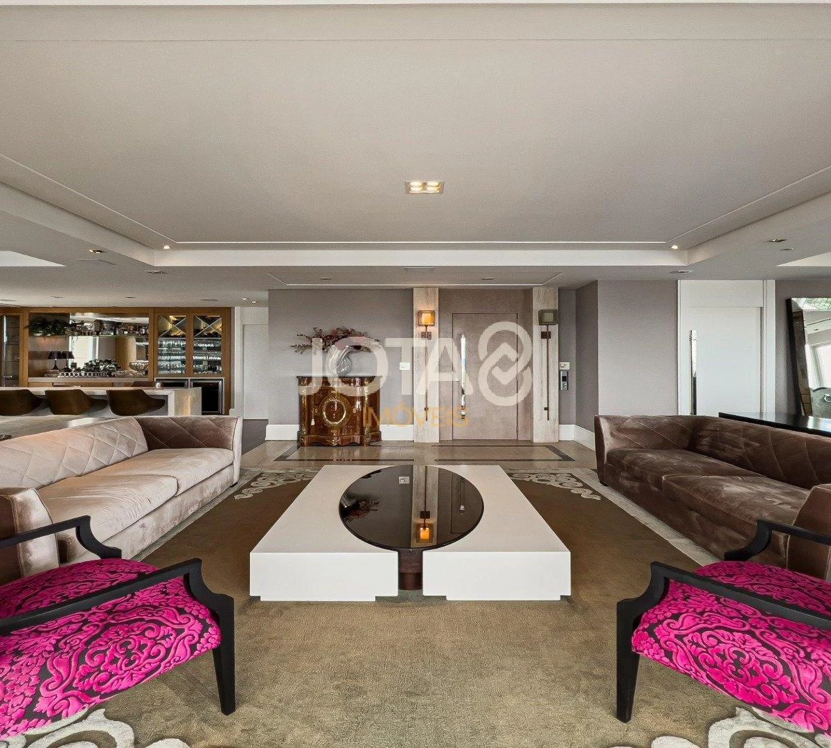 Apartamento mobiliado, 340 m², com banheira — photo 33