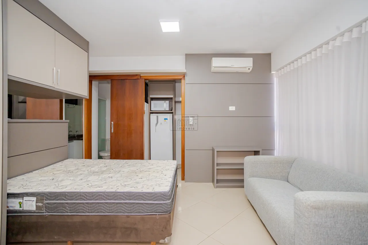 Rental apartment with 1 bedroom on the top floor — photo 2