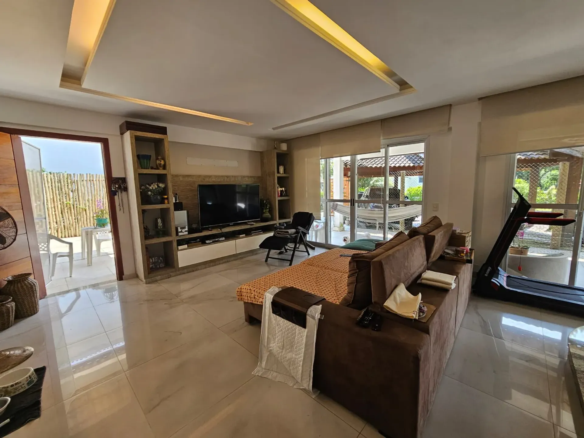 Furnished 206 m² house with 5 bedrooms and 5 baths — photo 12