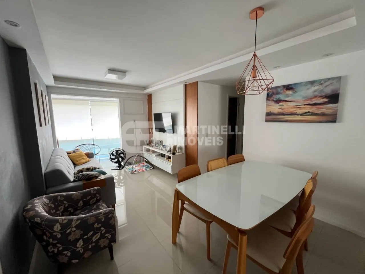 69 m² apartment with a walk-in closet and a washing machine — photo 8